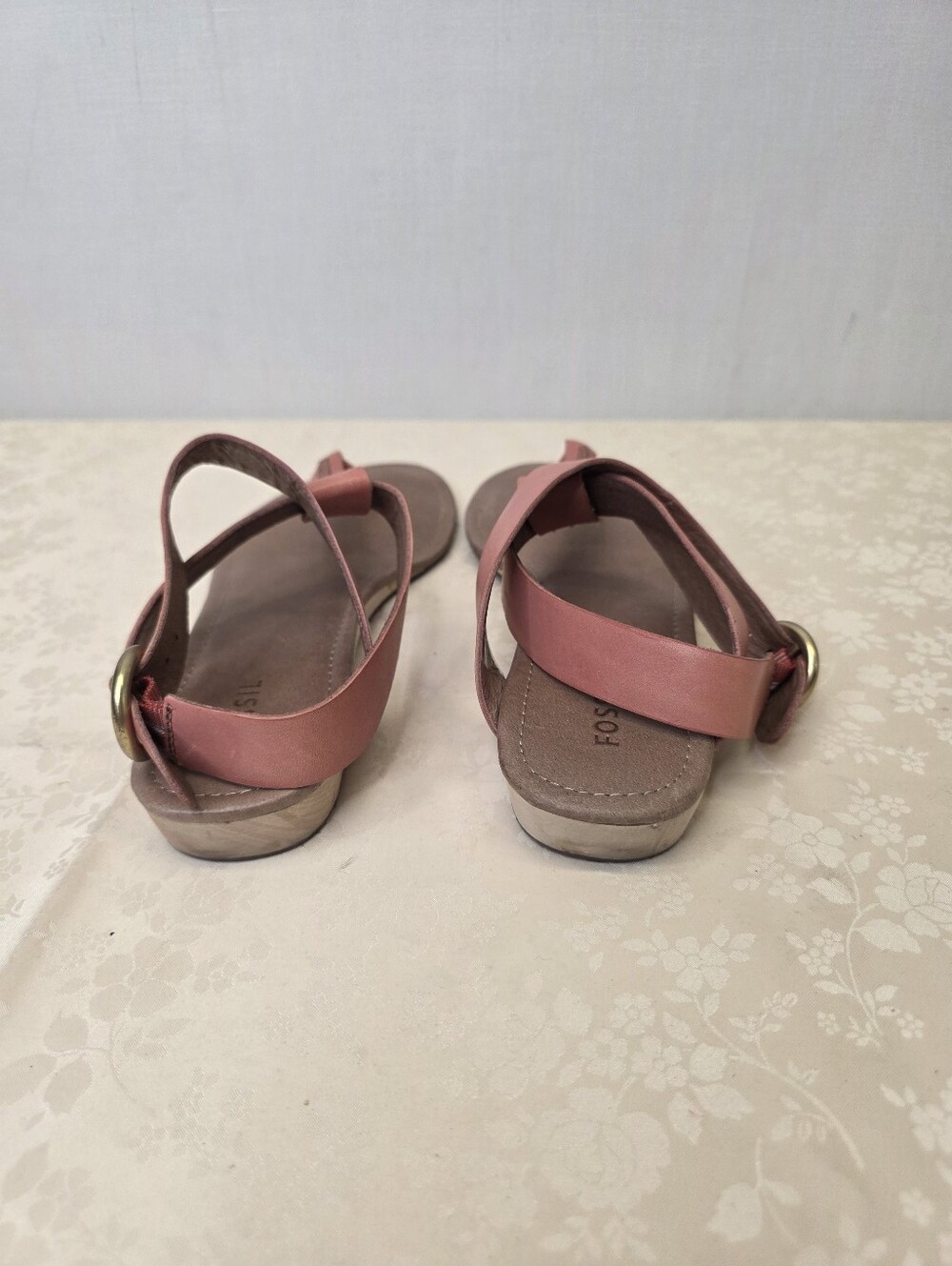 Fossil Pink Leather Ankle Strap T-Strap Flat Thong Sandals Size 8.5 - Picture 7 of 8